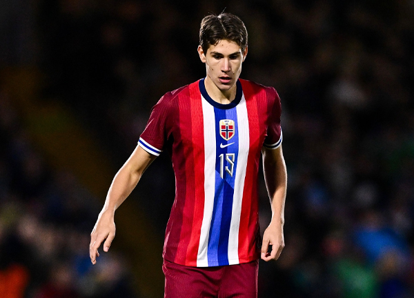 ‘ผี-พี่เสือ’ ส่งแมวมองส่อง ‘เฮลลันด์’ หลังดาวรุ่งนอร์เวย์