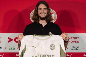 ค้างคาวขายเซ็นเตอร์ ‘กาซิโอรอฟสกี้’ ไป PSV