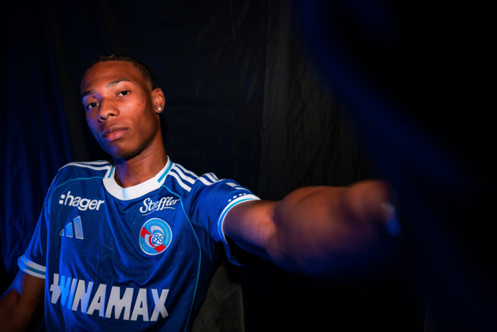 สิงห์ขาย ‘สมิธ’ แบ็คดาวรุ่งให้สตราส์บูร์ก 7.5 ลย.