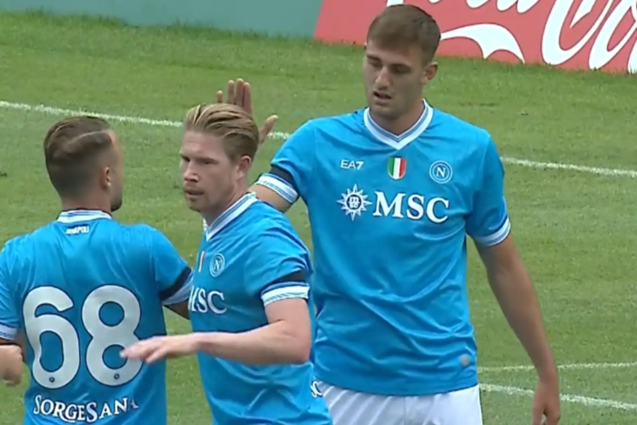 ‘ลุคก้า’ เปิดซิงเกมอุ่น ช่วยนาโปลีคว้าชัย