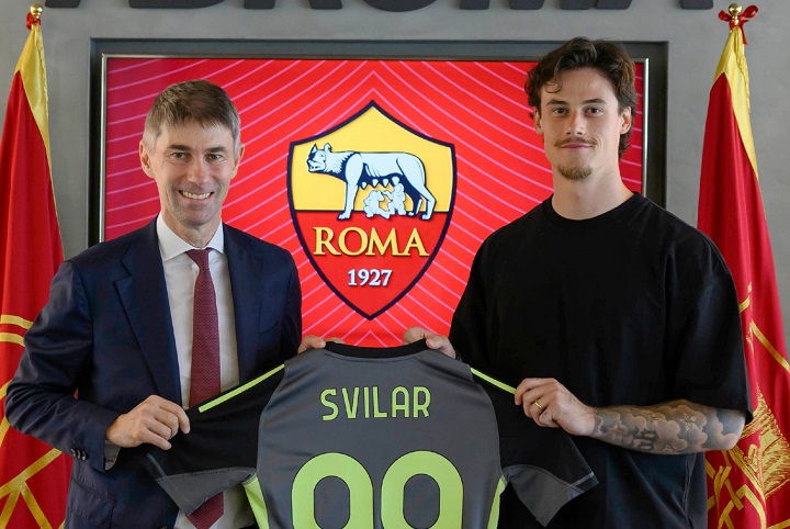 หมาป่าต่อสัญญา ‘สวิลาร์’ เพิ่มถึงปี 2030