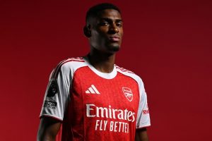 คนที่ 5!! ปืนเอาอีกสอย ‘มอสเกวร่า’ เพิ่มแนวรับ