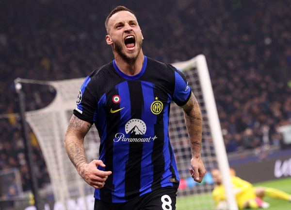 ตอนนี้ย้ายฟรีนะ! พี่ชายเผย ‘อาร์เนาโตวิช’ เกือบซบผีปี 2022