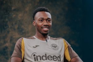 ผึ้งเช็คบิลคว้า ‘มิลัมโบ’ ดาวรุ่งเฟเยนอร์ด 20 ลป.