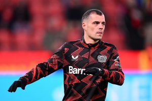 ‘ชาก้า’ แจ้งห้างยาอยากซบแมวดำ