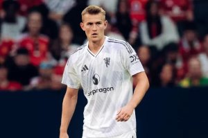 ต้องเล่นให้ดีกว่านี้! ‘เดอ ลิกต์’ รับผีเป็นหนี้บุญคุณแฟนบอล