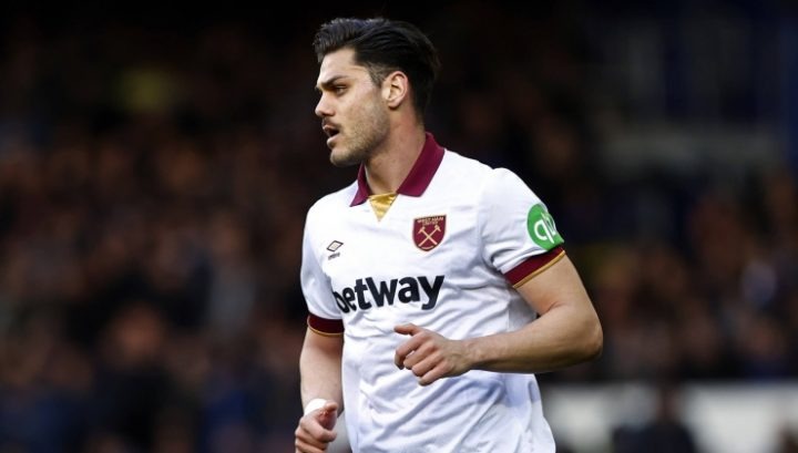 โรม่าสนดึง ‘มาฟโรปานอส’ เสริมเกมรับ