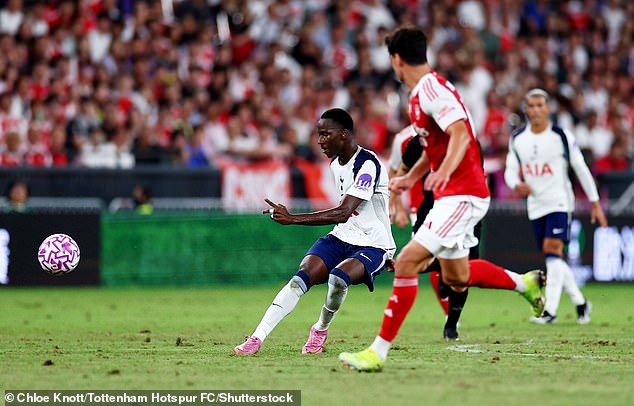 แฟร้งค์ชมเปาะ ‘ซาร์’ ยิงสวย+ฟอร์มเฉียบ