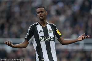 มันจบแล้ว?! ‘อิซัค’ กลับอังกฤษวันนี้เตรียมซ้อมสาลิกา