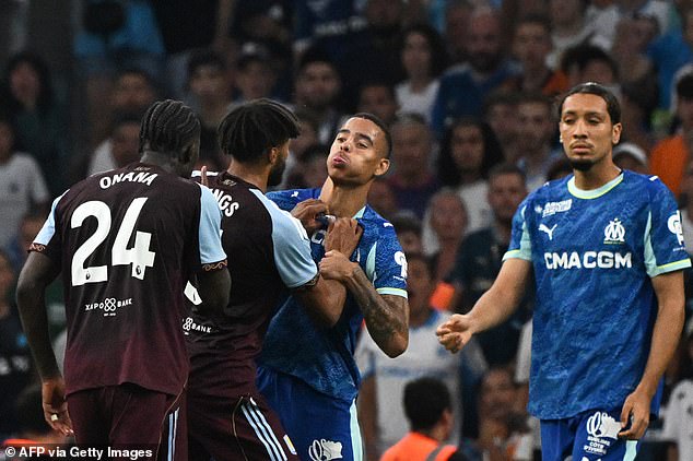 ชนวนเดือด! แฉ ‘กรีนวู้ด’ ถุยใส่ ‘โอนาน่า’ ก่อน