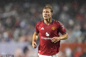 แทนมูนิซ? เจ้าสัวรายล่าสน ‘ฮอยลุนด์’ ยืนหอก