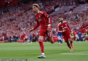 ยังเก่งได้อีก! ‘เอกี้’ หน้าบานเปิดตัวเหมือนฝัน