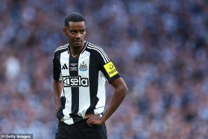 รอวีคหน้า! หงส์เตรียม 130 ลป. พร้อมสู่ขอ ‘อิซัค’