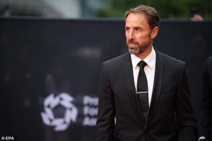 ‘เซอร์เซาธ์เกต’ เผยยังไร้แผนคัมแบ็คงานกุนซือ