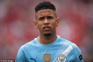 อย่าให้เสียเที่ยว! ไก่ถกเรือคุยดีล ‘ซาวินโญ่’ เพิ่ม