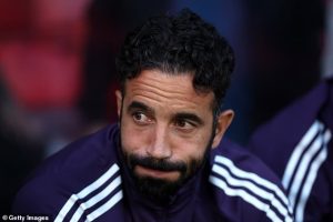 เอาให้สุด! กริมสบี้ขยี้ท่า ‘บอสเจ๋ง’ จัดบอร์ด