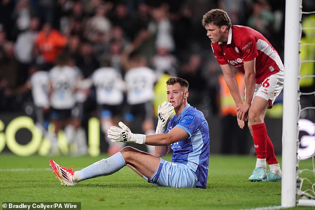 พี่ริมเห็นยัง? ‘วิเท็ค’ โชว์ซูเปอร์ควักเซฟแต้มบริสตอล