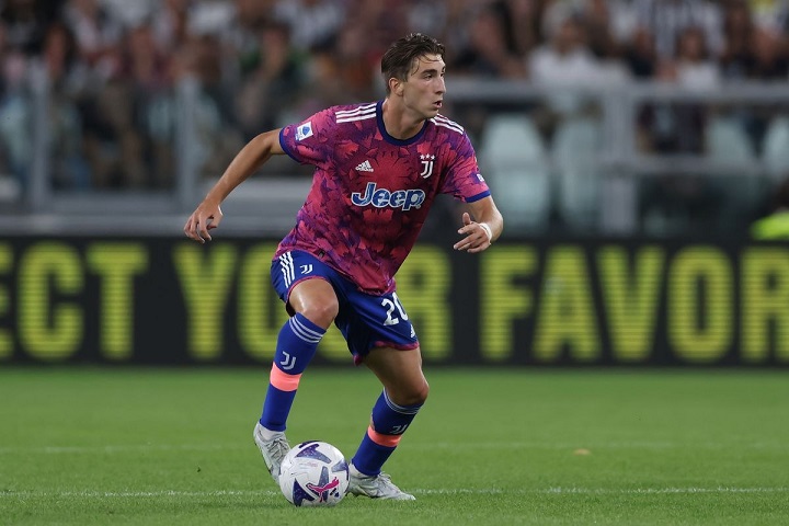 เอเยนต์เผย ‘นาโปลี’ ถกม้าลายหวังเซ็น ‘มิเรตติ’