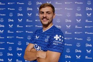 มิดฟิลด์มาแล้ว! ท๊อฟฟี่เช็คบิล KDH ค่าตัวรวม 29 ลป.