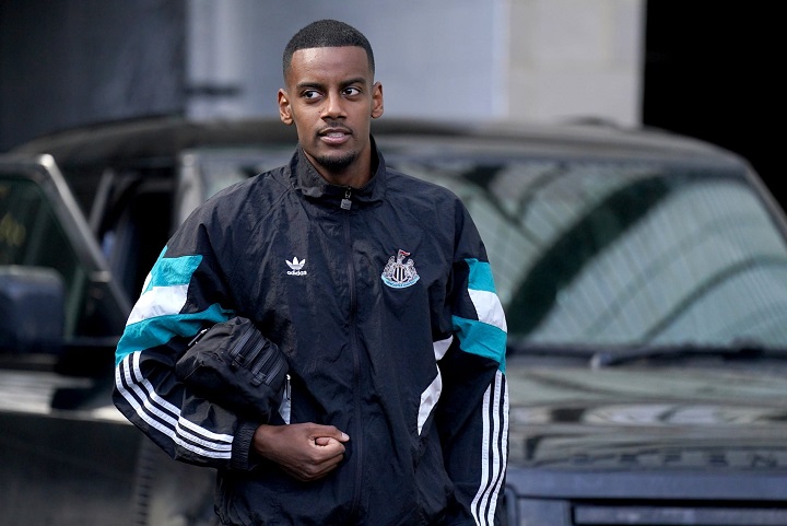 ไม่อยู่แล้ว! ‘อิซาค’ ย้ายออกจากบ้านในเมืองนิวคาสเซิ่ล