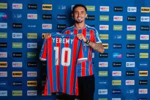 แทนที่เอเซ่! พาเลซเปิดตัว ‘ปิโน่’ เบอร์ 10 คนใหม่