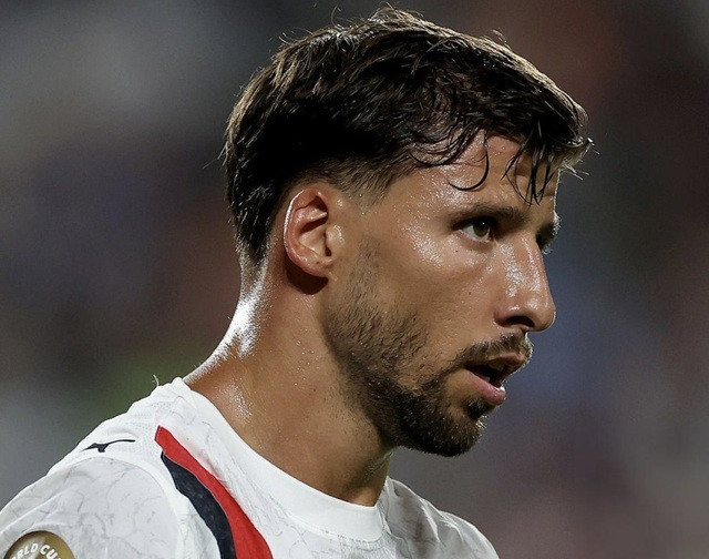 เรือบรรลุข้อตกลง ‘ดิอาส’ ต่อสัญญาใหม่