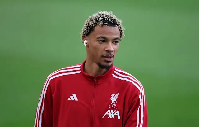 กองหน้าเต็ม! เดเด้แจงเมินเรียก ‘เอกิติเก้’ ติดธง