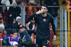 โคโม่จ่ายค่าชดเชย ‘โมราต้า’ 5 ลย. จบดีลยืมพ่วงซื้อขาด