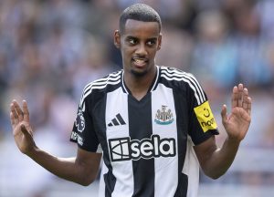 เผื่อมีลุ้น! เผยผียื่นทาบ ‘อิซัค’ แต่โดนบอกปัด