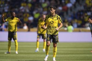 ‘กลัดบัค’ เข้าถกเสือเหลืองหวังคว้า ‘เรย์น่า’