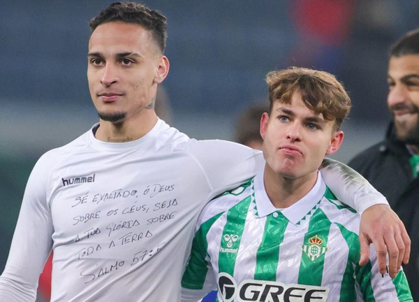 แข้งเบติสหวังสโมสรดึง ‘แอนโทนี่’ คืนถิ่น