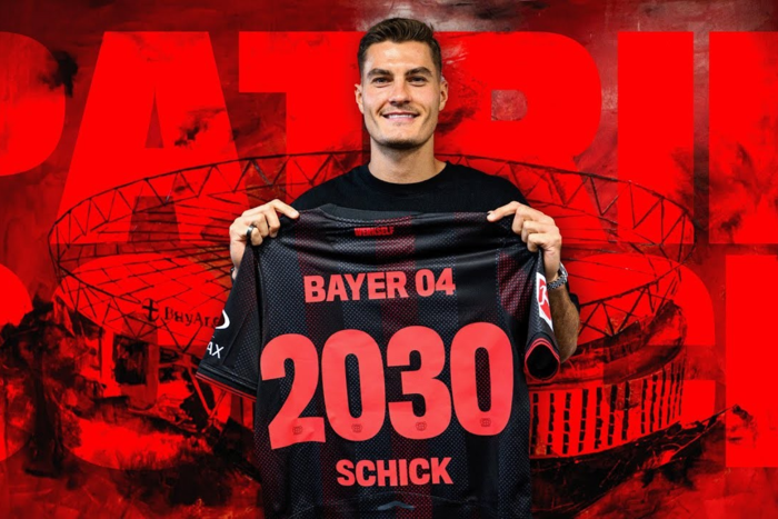 ห้างยาต่อสัญญาดาวซัลโว ‘ชิค’ ถึง 2030