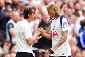 นัดแรกได้เลย! แฟรงค์ชู ‘ริชาร์’ ยิงประตูแห่งซีซั่น