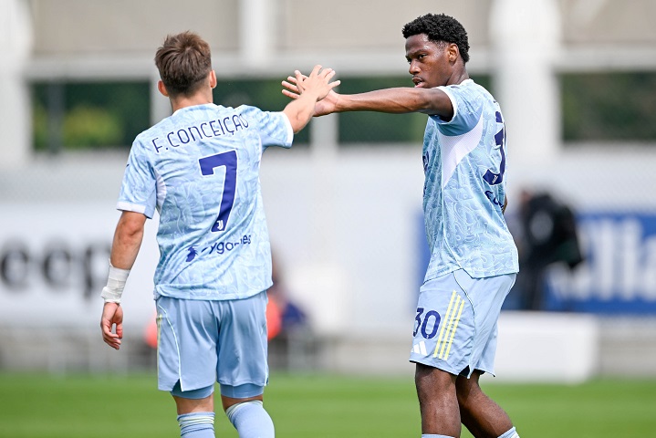 ‘ม้าลาย’ เริ่มต้นอุ่นเกือกเจ๊าเรจจิน่า 2-2