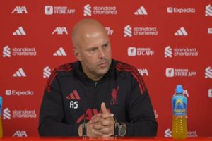 ป้องกันแชมป์ลำบาก! ‘สล็อท’ รับหงส์เสียนักเตะเยอะ-แข้งใหม่ต้องปรับตัว