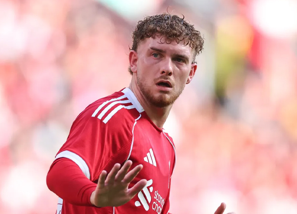 ไลป์ซิกติดต่อหงส์สนดึง ‘เอลเลียตต์’ แทนซิมอนส์