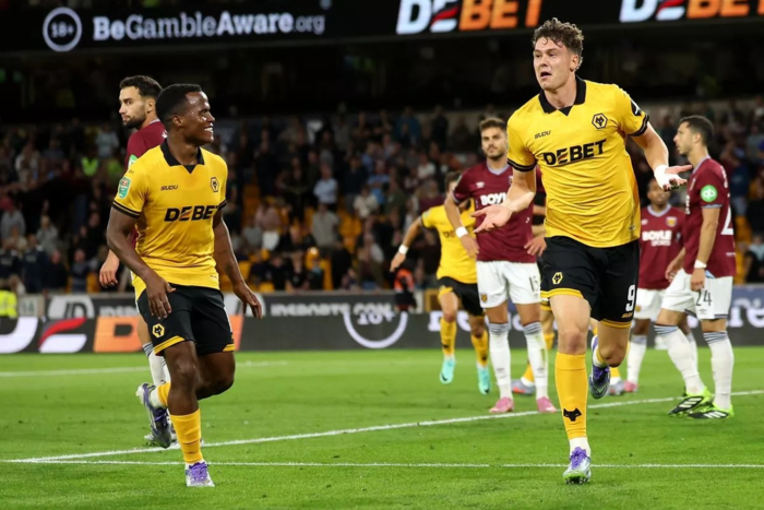 ลาร์เซ่นรัวเบิ้ล! ‘วูล์ฟส์’ แซง 3-2 ค้อนไม่ฟื้นร่วงบาวคัพ