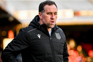 ‘โค้ชกริมส์บี้’ หวัง ‘ผี’ เจอบรรยากาศไม่เป็นมิตร