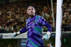 ‘โกล์กริมส์บี้’ แอบเซ็งทำ ‘ผี’ ทีมรักตกรอบ