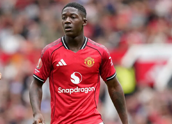 นาโปลีสบโอกาสเล็งยืม ‘เมนู’ พ่วงดีลฮอยลุนด์