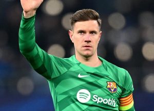 บาร์ซ่าคืนกัปตัน ‘สเตเก้น’ หลังยอมส่งผลตรวจ