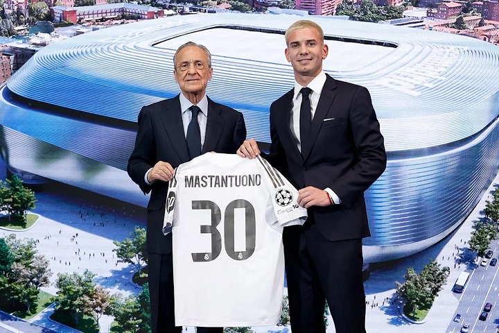 ฉลองวันเกิด! ‘มาสตันตูโอโน่’ ฝันเป็นจริงชูเสื้อเปิดตัวกับราชัน