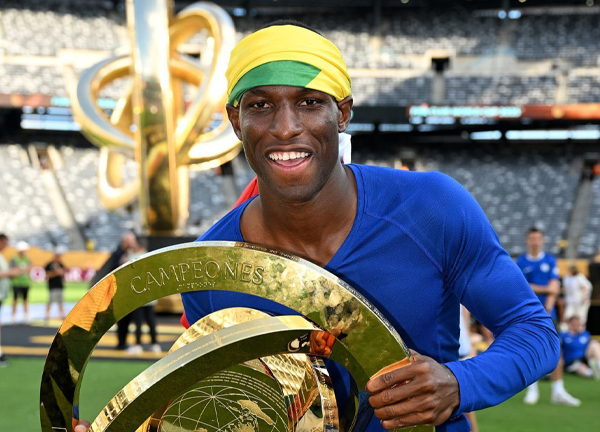 ไปไหนดี?! บีบีซีโหม ‘แจ็คสัน’ ตกลงสิงห์ย้ายทีมได้