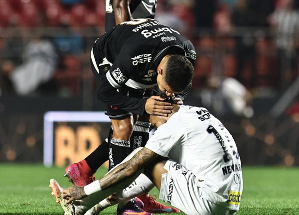 ‘คูตี้’ เหมาสอง! ‘เนย์มาร์’ ช่วยไม่ไหว ซานโตสเละคาบ้าน 6-0