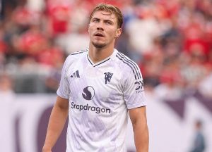 มิลานยังสน ‘ฮอยลุนด์’ หากผีให้ยืมพร้อมซื้อขาด