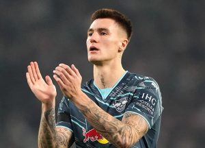 สวนกระแส! สายข่าวสาลิกาเผยผียังเต็งคว้า ‘เชสโก้’