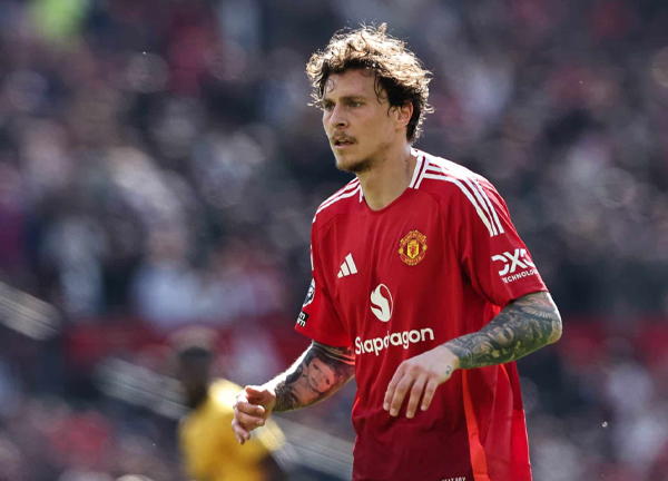 ร่วมงานเทน ฮาก! ห้างยาสนเซ็นฟรี ‘ลินเดเลิฟ’