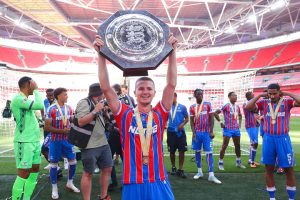 ลือ ‘ผี’ ชั่งใจเบนเป้าหา ‘วอร์ตัน’ อุดกลาง