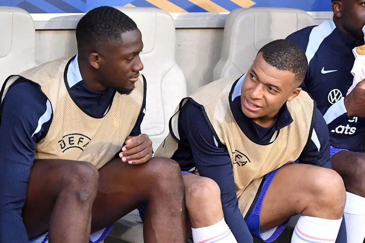 ‘โคนาเต้’ โจ๊ก ‘ปธ.เป้’ โทรชวนซบราชันทุก 2 ชม.