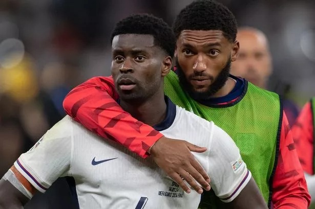 เผยพาเลซขอ ‘โกเมซ’ แลกตัว ‘เกฮี’ ก่อนดีลล่ม